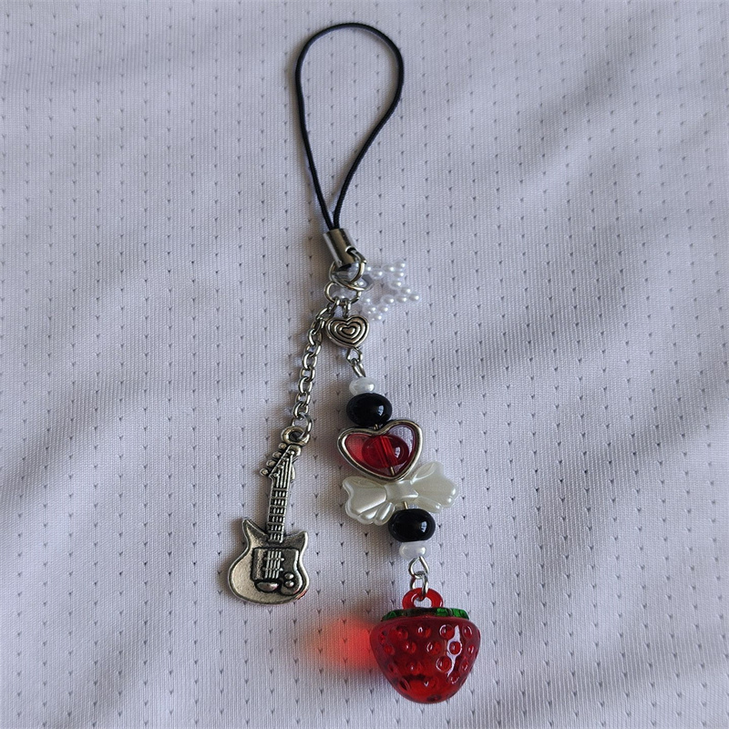 Nana & Hachi Matching Phone Ch - Gardening Tools Pink 评论和价格